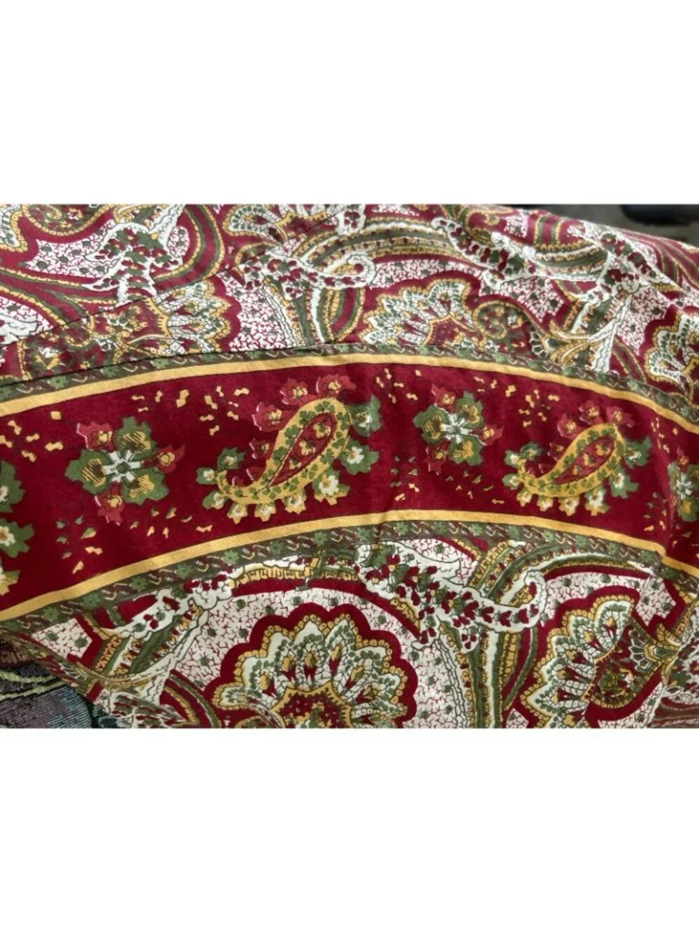 Williams Sonoma Tablecloth Round 70 in Burgundy Paisley 100% Cotton Vintage